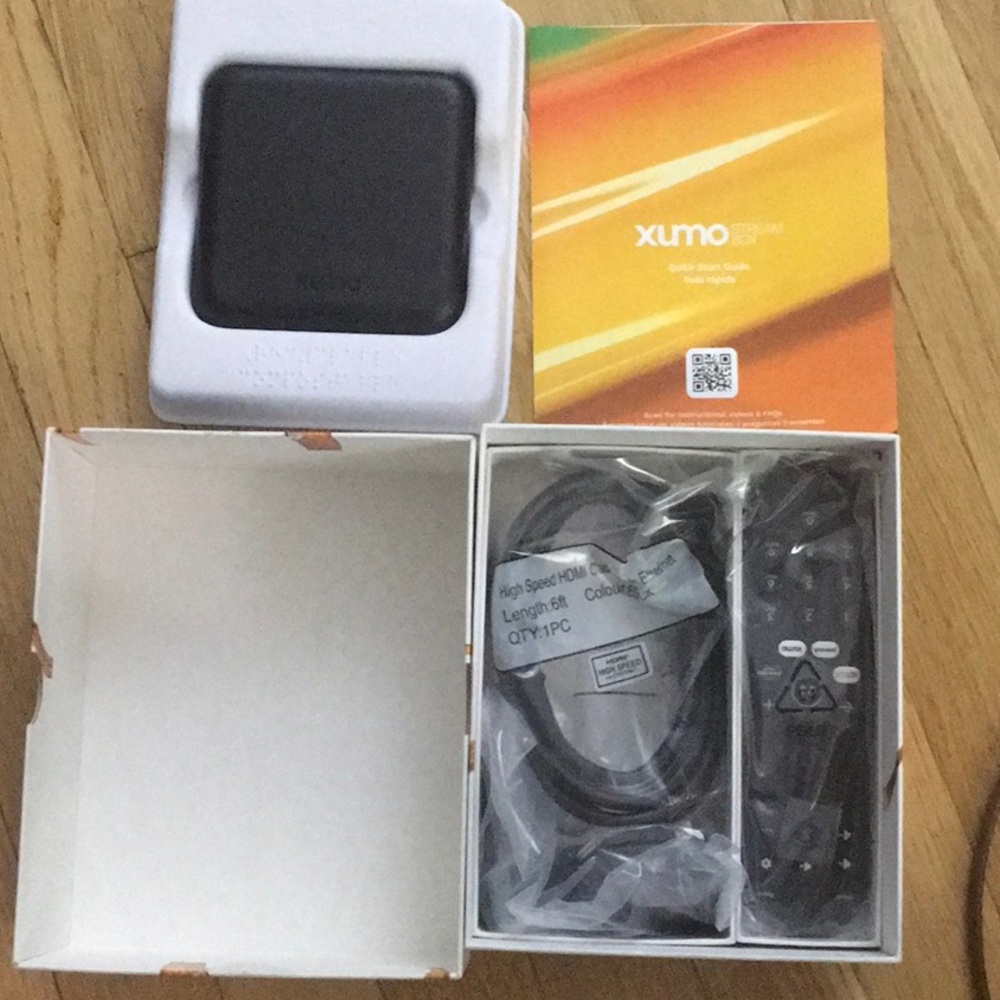 Xumo Stream Box 4k. New In Box. - Picture 2 of 3